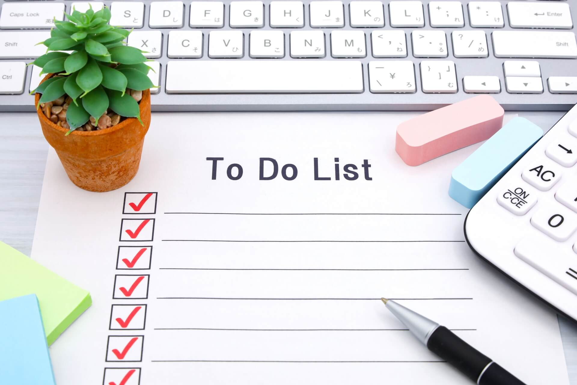 行動目標を具体化するためのTo Doリストとチェックマーク